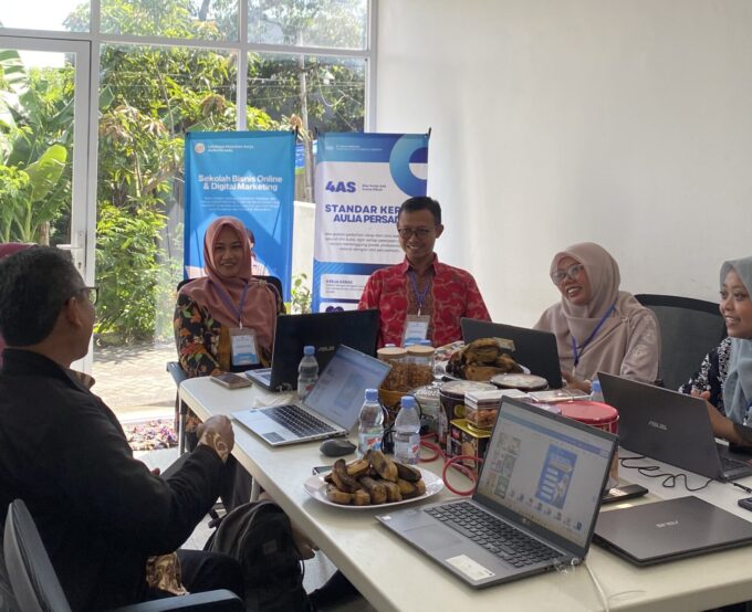 Perkuat Kompetensi Industri, Guru SMK Muhammadiyah 2 Bantul Ikuti Upskilling dan Reskilling Digital Marketing