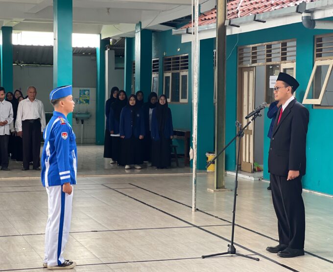 Semarak Kemerdekaan, Siswa SMK Muhammadiyah 2 Bantul Ikuti Upacara Peringatan HUT ke-81 Republik Indonesia